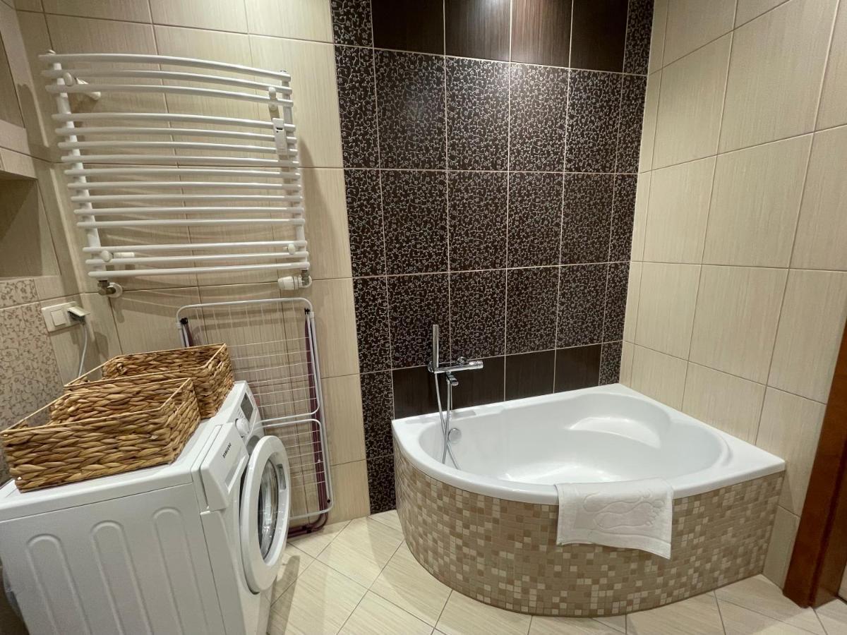 Al-Dom Apartament Ogrodowa Bocianie Gniazdo Z Garazem Колобжег Екстер'єр фото