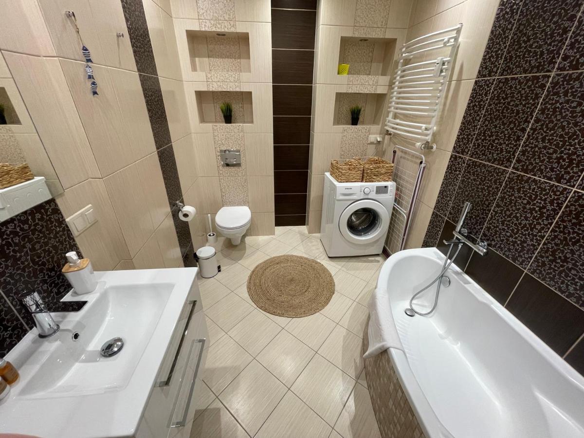 Al-Dom Apartament Ogrodowa Bocianie Gniazdo Z Garazem Колобжег Екстер'єр фото